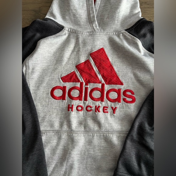 Adidas 🥅🏒 - Picture 5 of 6